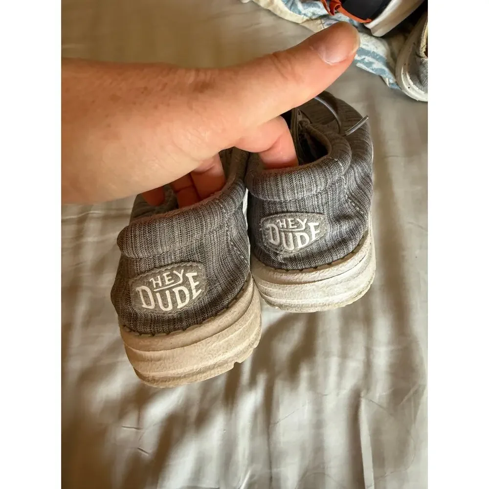 Hey Dude light grey size 6